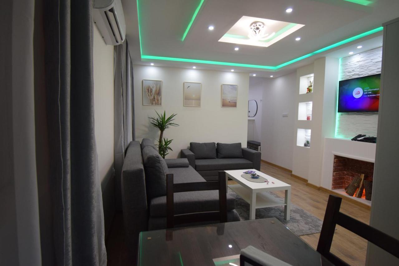 Apartments Wolf Белград Экстерьер фото