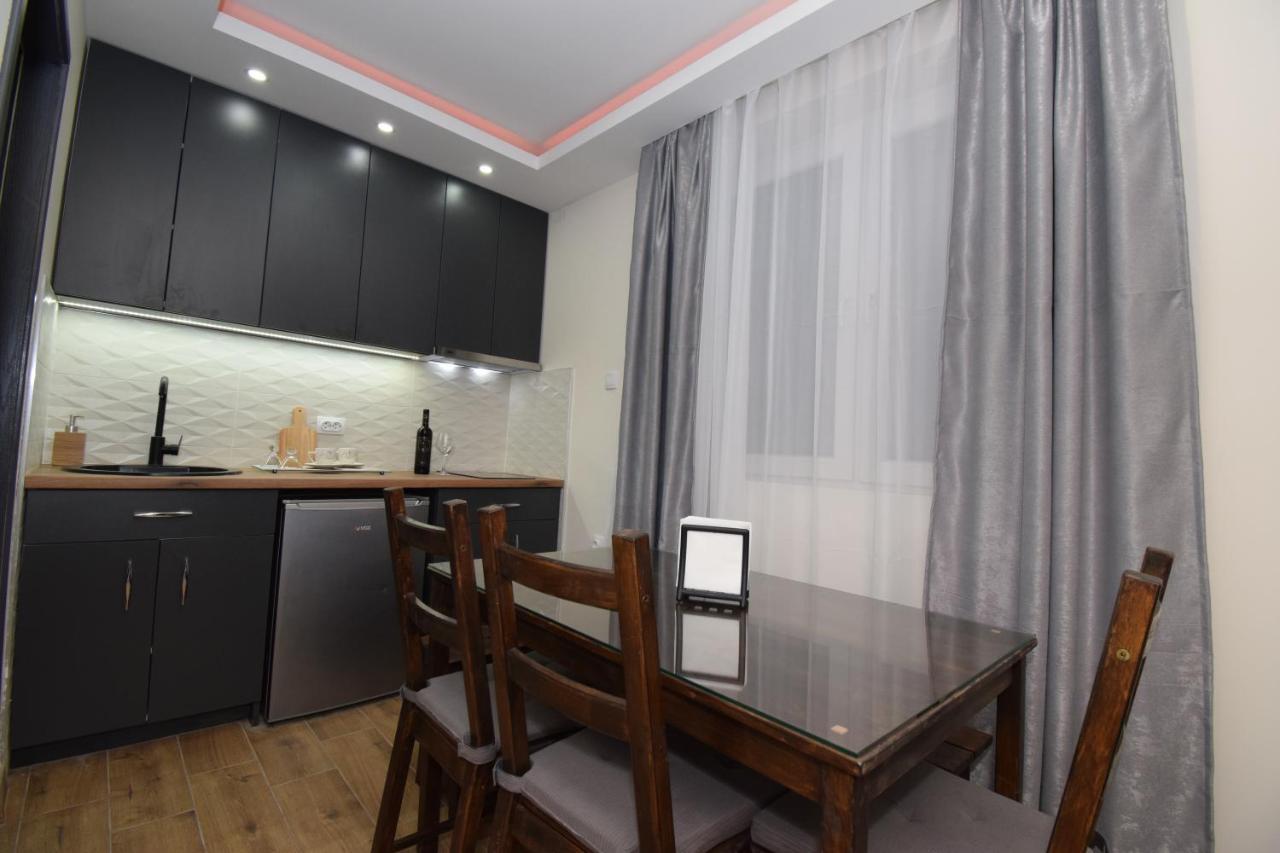Apartments Wolf Белград Экстерьер фото
